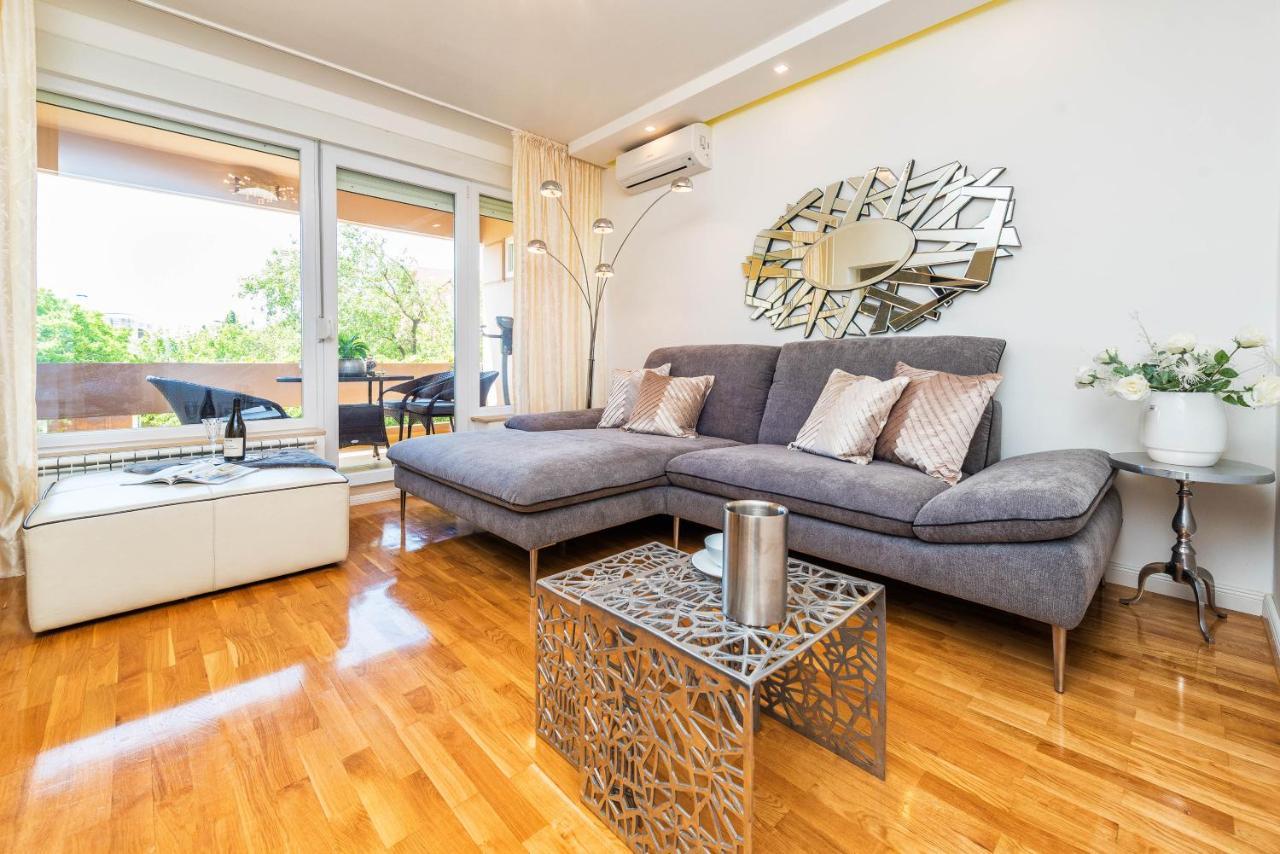 Apartament Marina Yacht *