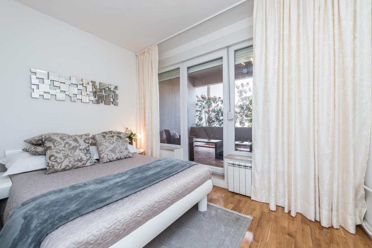 Marina Yacht Apartament *