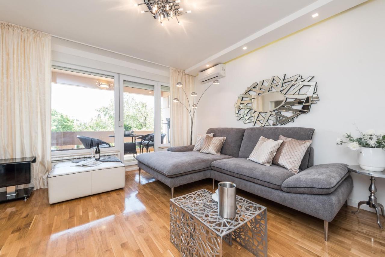 Marina Yacht Apartment *